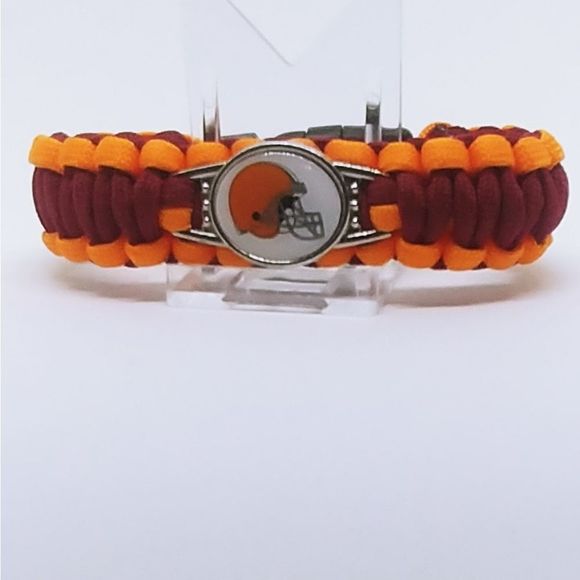Cleveland Browns NFL Football Wristband - Picture 1 of 3